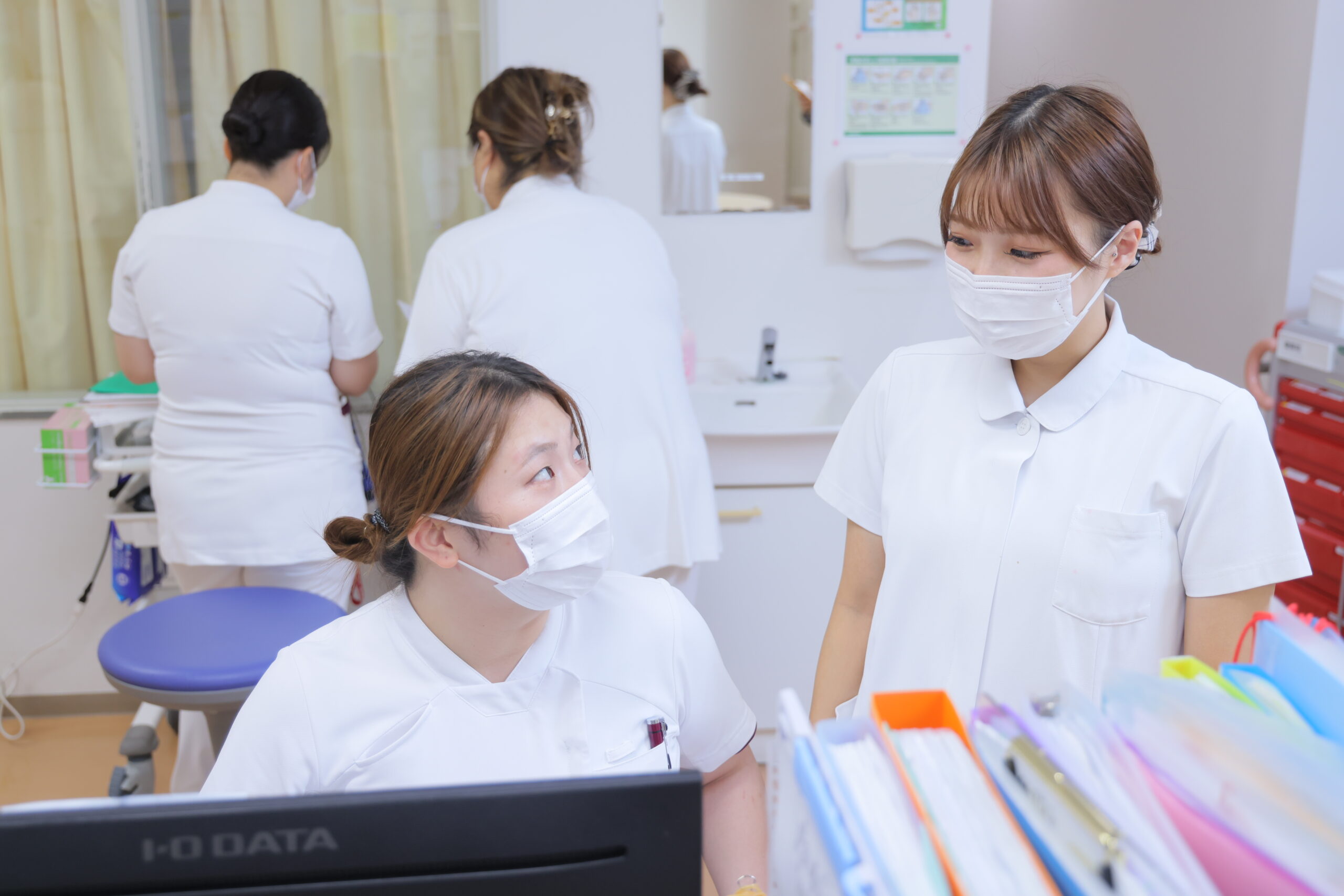 大阪府八尾市にある二次救急指定病院・医療法人徳洲会 八尾徳洲会総合病院の急性期病棟で働くママさん看護師