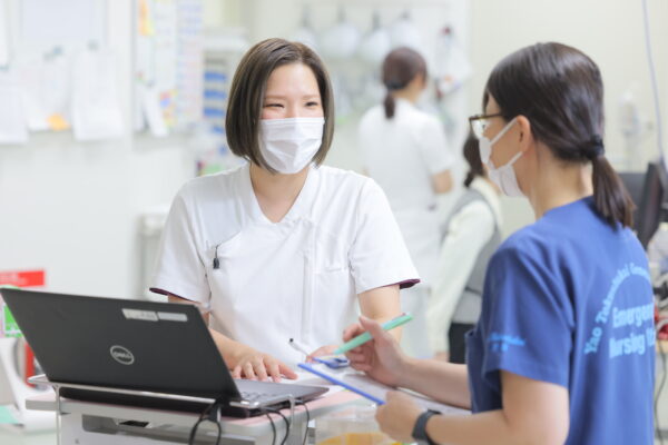 大阪府八尾市にある二次救急指定病院・医療法人徳洲会 八尾徳洲会総合病院の小児科・レディース病棟で働く看護師